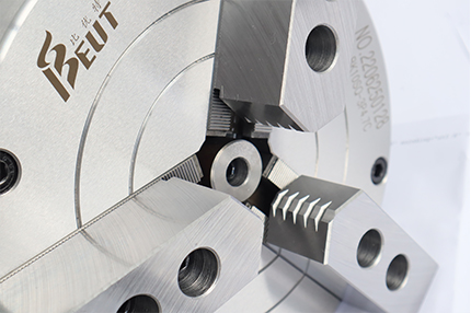 通孔/半通/中實(shí)卡盤這些名稱代表什么意思？